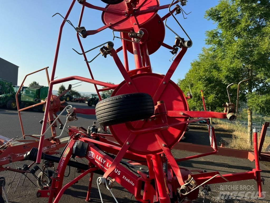 Lely LOTUS 770 Obraceče a shrabovače sena