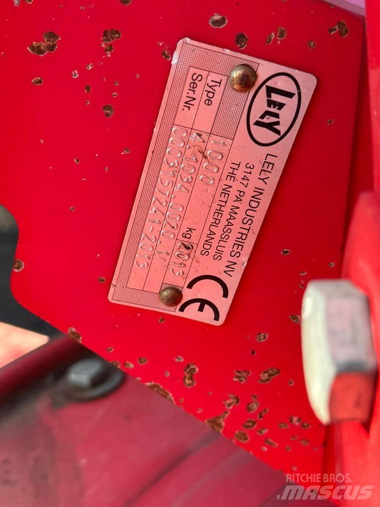 Lely LOTUS 770 Obraceče a shrabovače sena