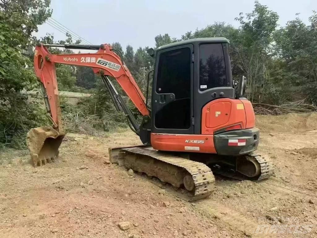 Kubota 165 Pásová rýpadla
