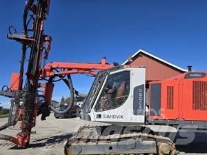 Sandvik Ranger DX800 Tunelové a podzemní důlní vrtačky
