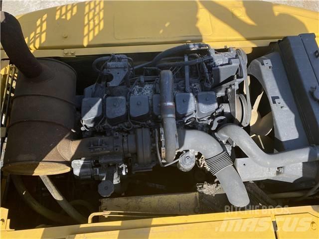 Komatsu PC200-6 Pásová rýpadla