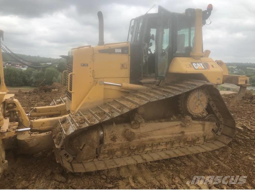 CAT D 6 N LGP Pásové dozery