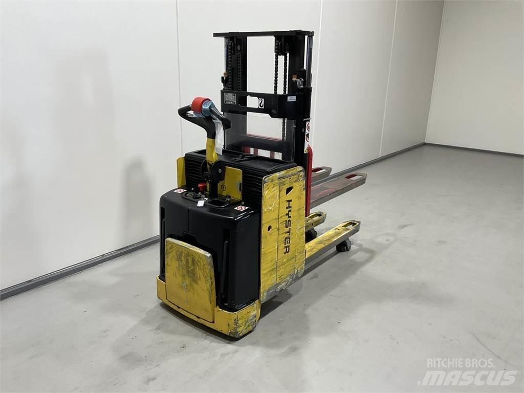 Hyster P2.0SD-17 Samohybné vozíky