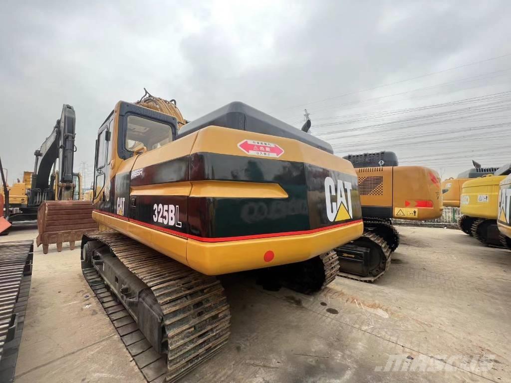 CAT 325 B L Pásová rýpadla