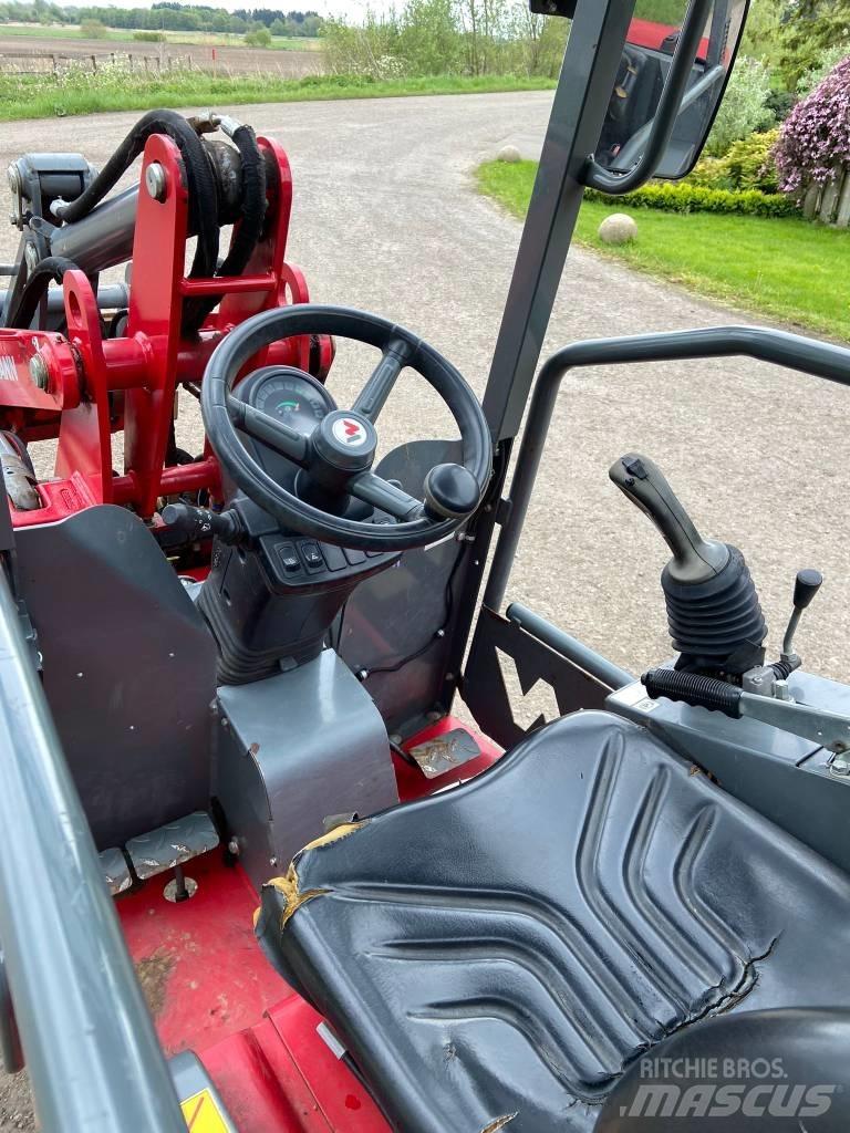 Weidemann 1240LP Mininakladače