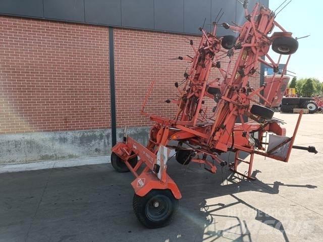 Kuhn GF10601TO Obraceče a shrabovače sena