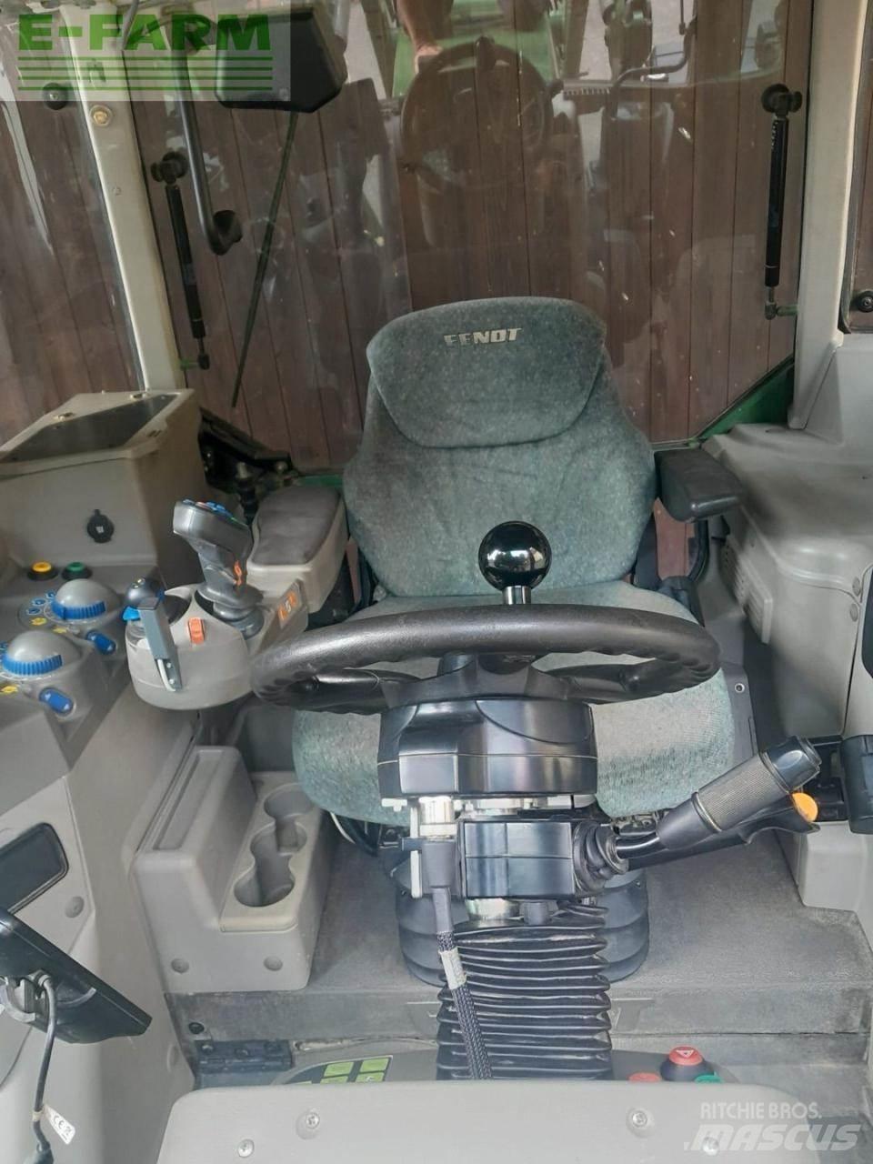 Fendt 820 Vario Traktory