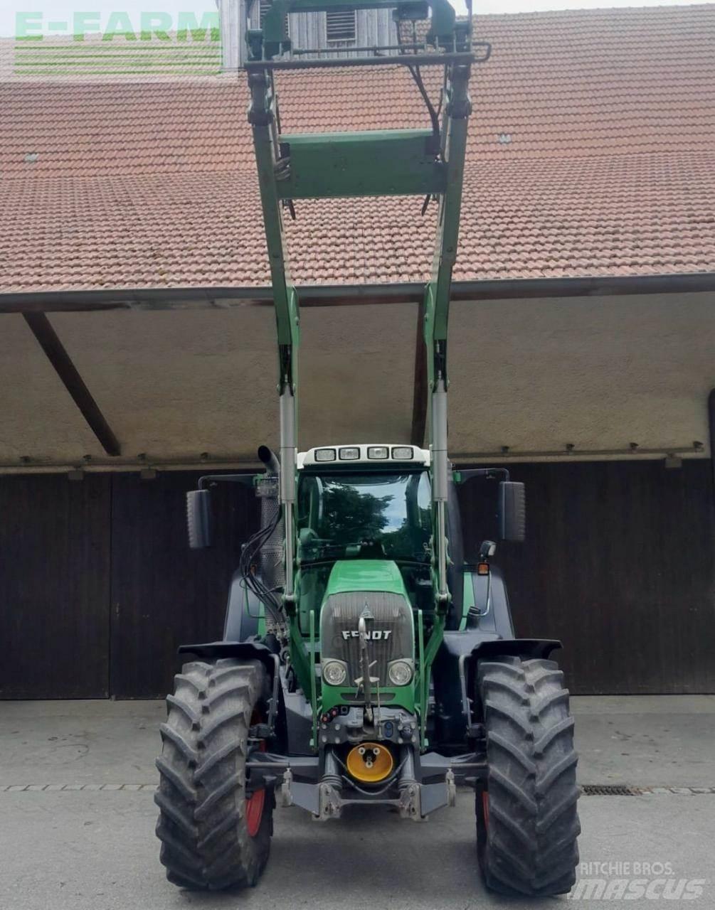 Fendt 820 Vario Traktory