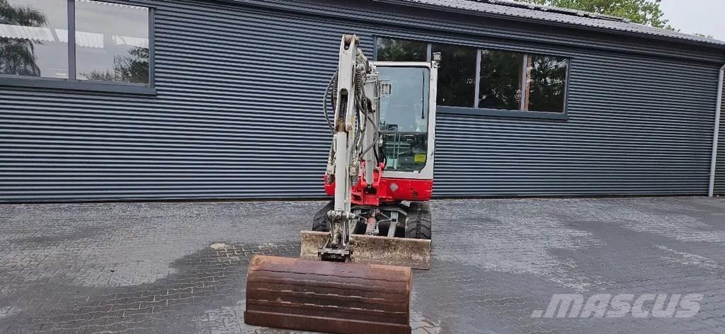 Takeuchi TB228 Mini rýpadla < 7t
