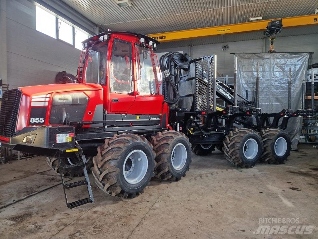 Komatsu 855 Vyvážecí traktory
