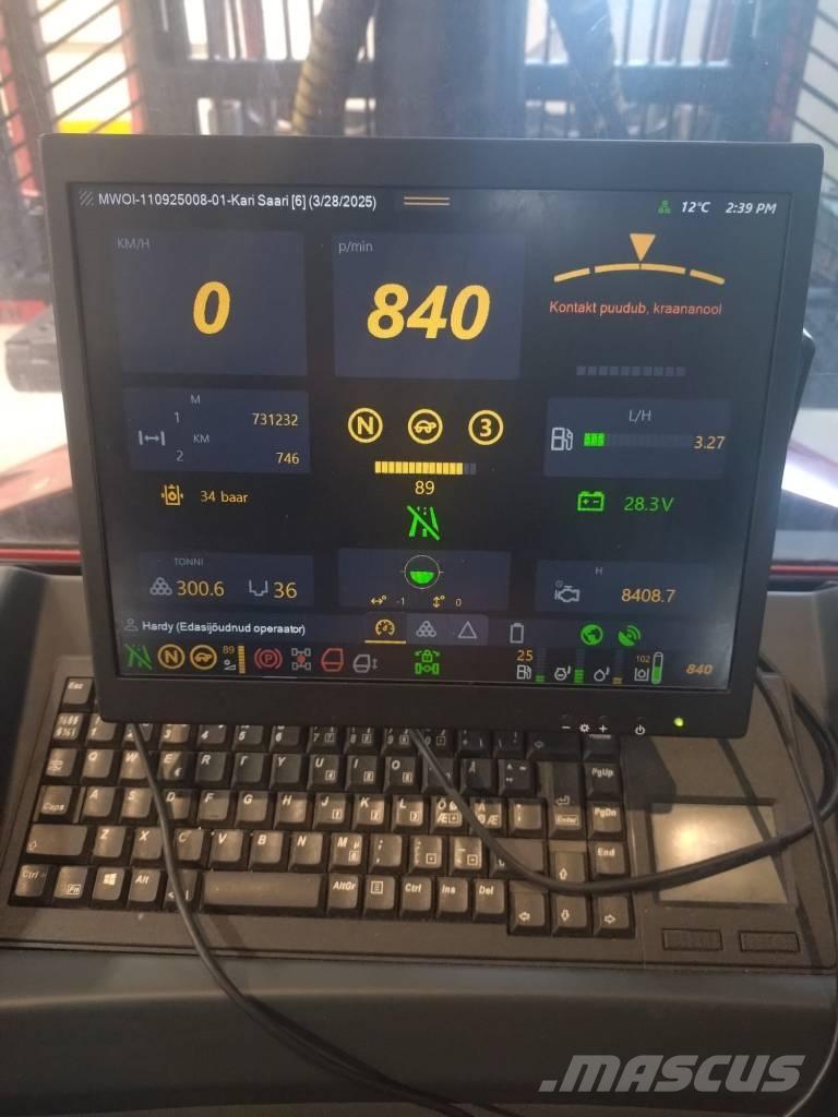 Komatsu 875 Vyvážecí traktory