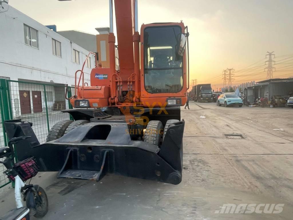 Doosan DH210W-7 Kolová rýpadla