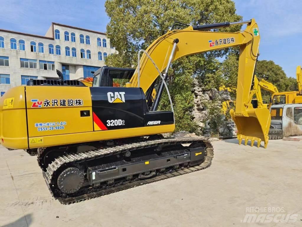 CAT 320 D2 Pásová rýpadla