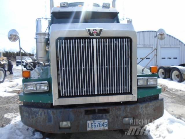 Western Star 4900 SA Tahače