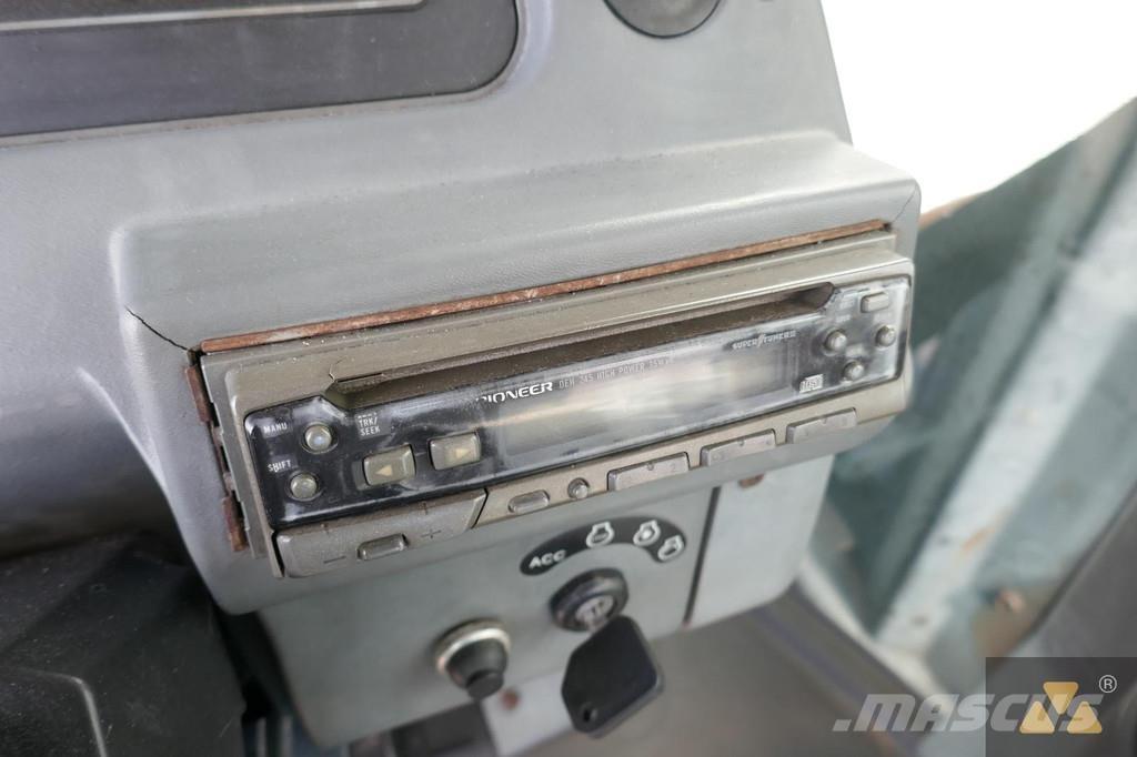 New Holland 9482 Traktory