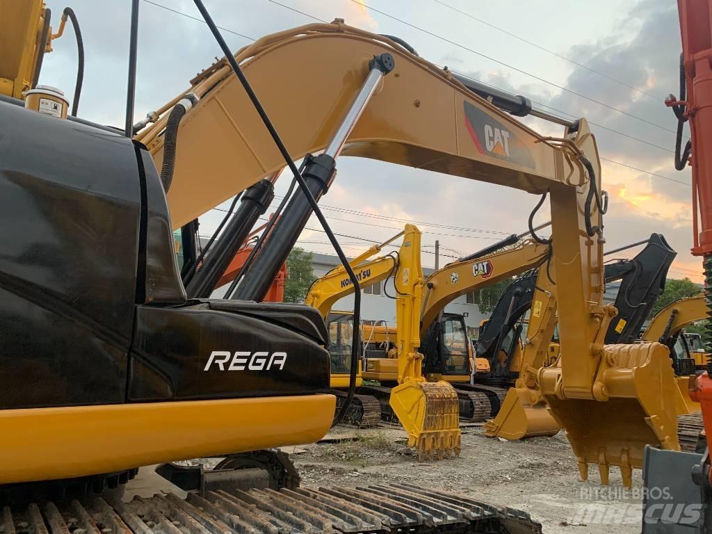 CAT 325 D Pásová rýpadla