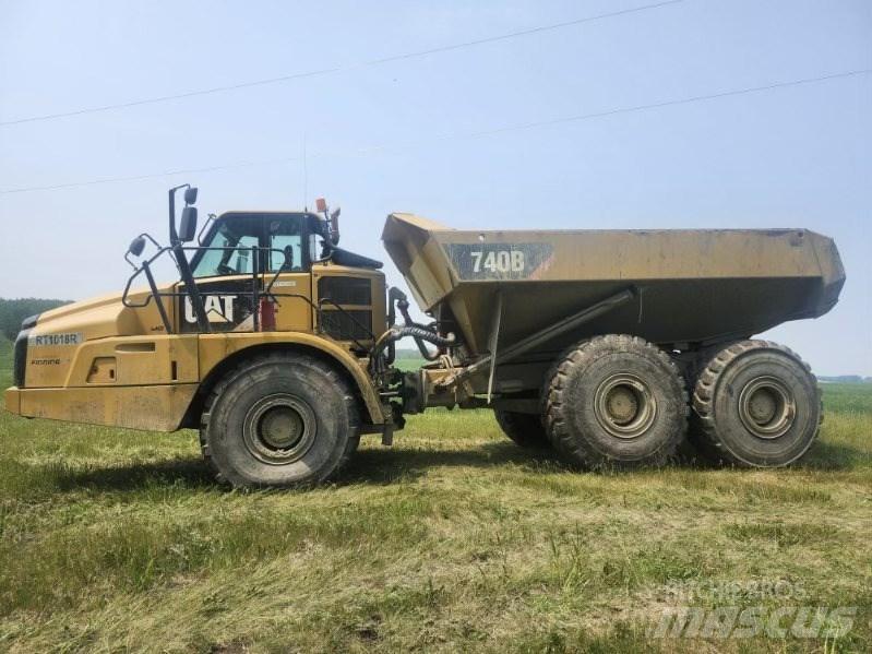 CAT 740 B Kloubové dempry