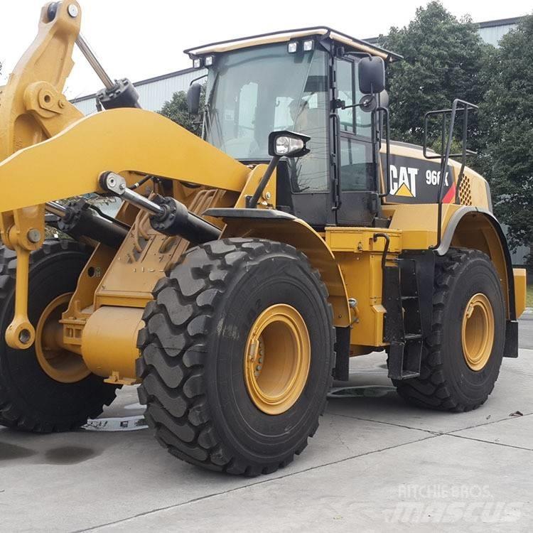 CAT 966 K Kolové nakladače