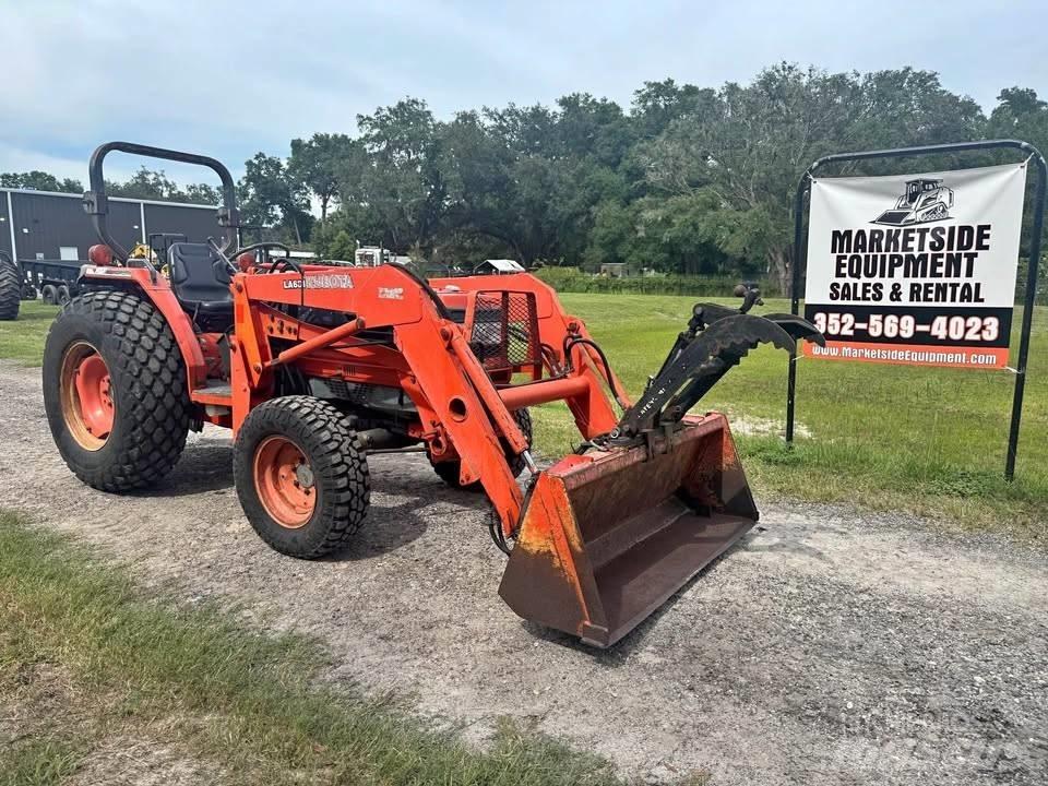 Kubota 3710 Traktory