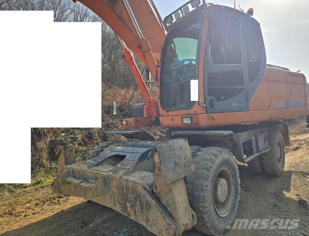 Doosan DX 210 W Kolová rýpadla