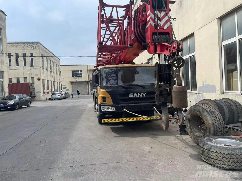 Sany STC 750 S Univerzální terénní jeřáby