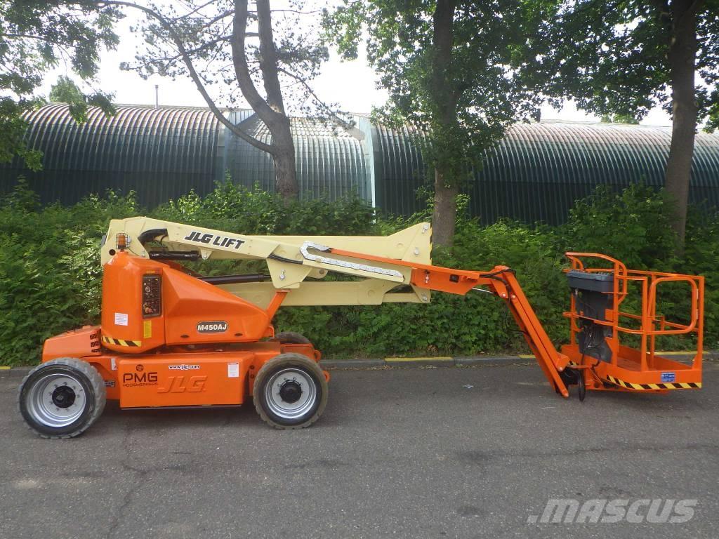 JLG M450AJ Kloubové plošiny