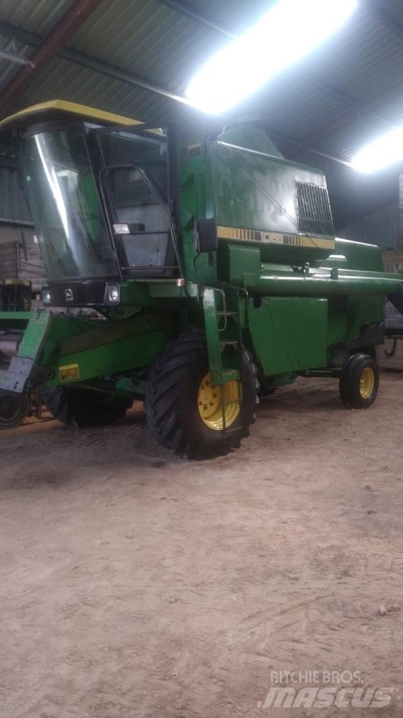 John Deere 1065 Sklízecí mlátičky