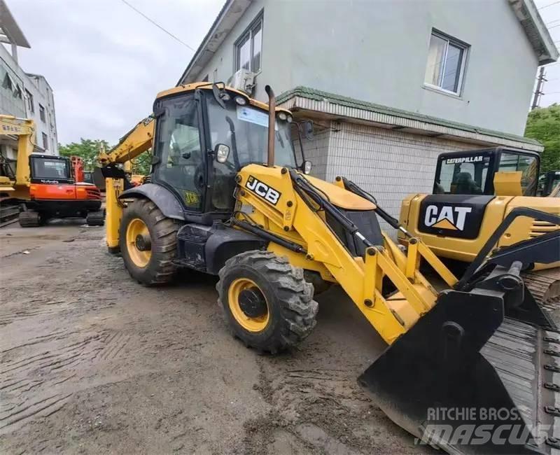 JCB 3CX Rýpadlo-nakladače