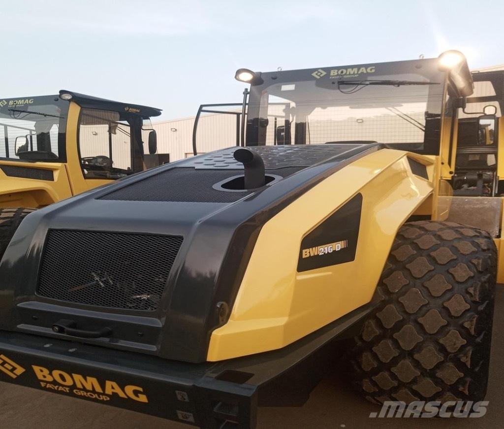 Bomag BW 216 D-5 SL Tahačové válce