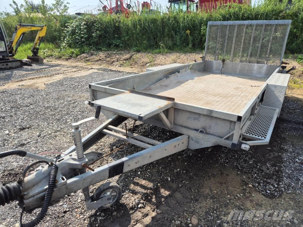 Variant VA3518 M4 Další přívěsy