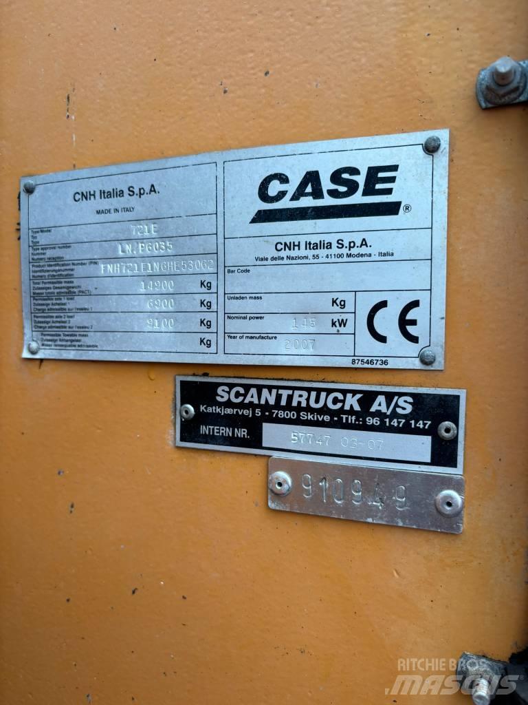 CASE 721 E Víceúčelové nakladače