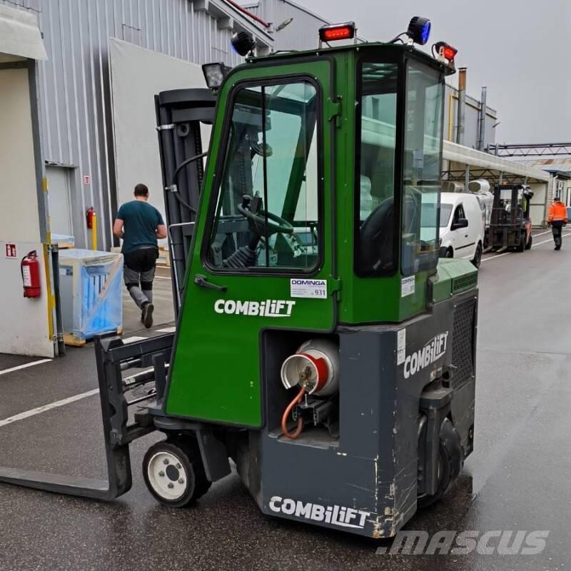 Combilift CB 2500 4 cestní vysokozdvižné vozíky