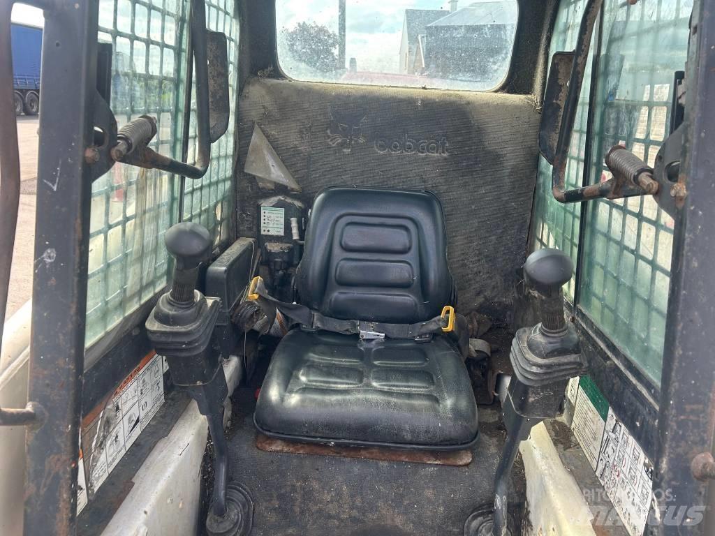 Bobcat 763 Smykem řízené nakladače
