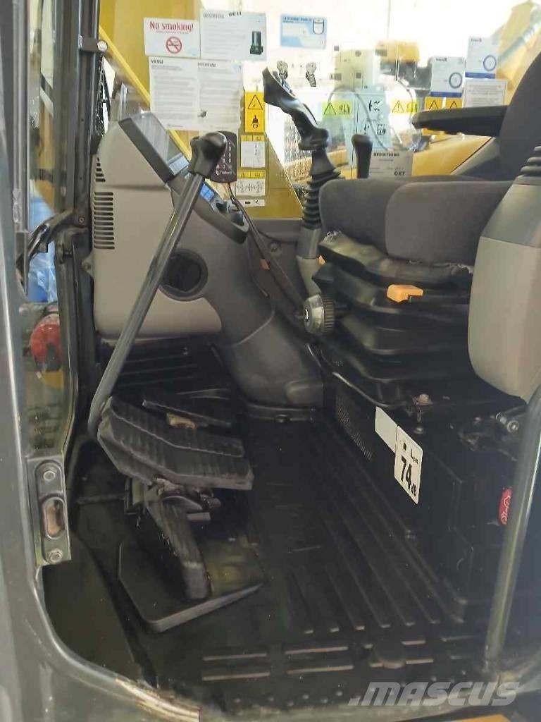 Komatsu PC78US-10 Midi rýpadla 7t - 12t