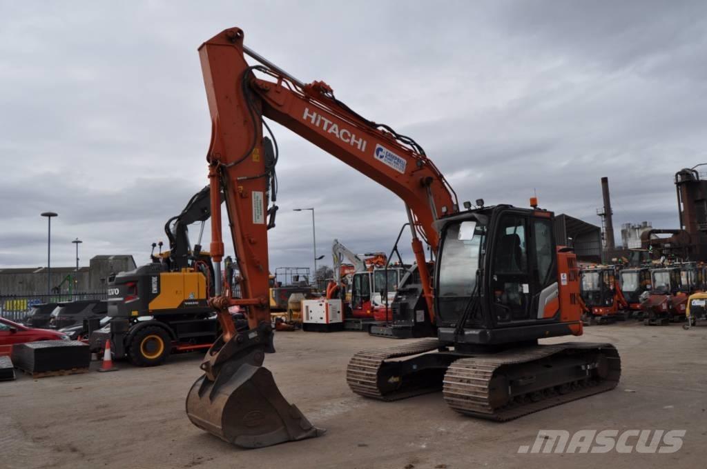 Hitachi ZX 135 US-7 Pásová rýpadla