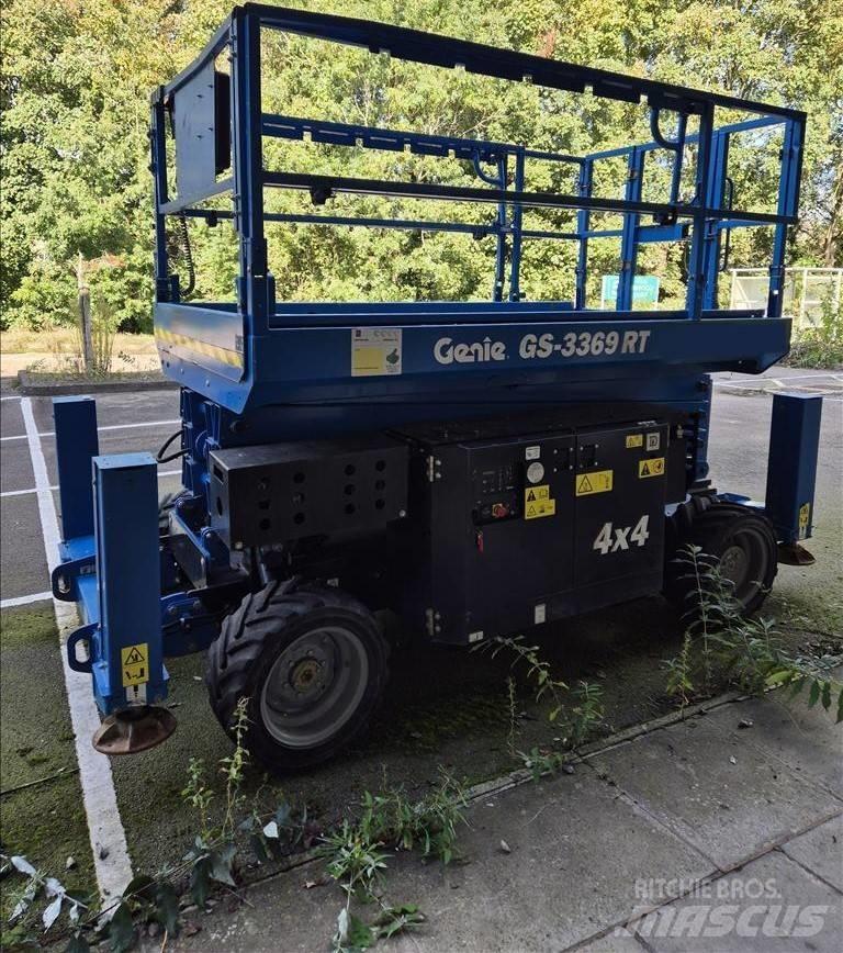 Genie GS 3369 RT Nůžková zvedací plošina