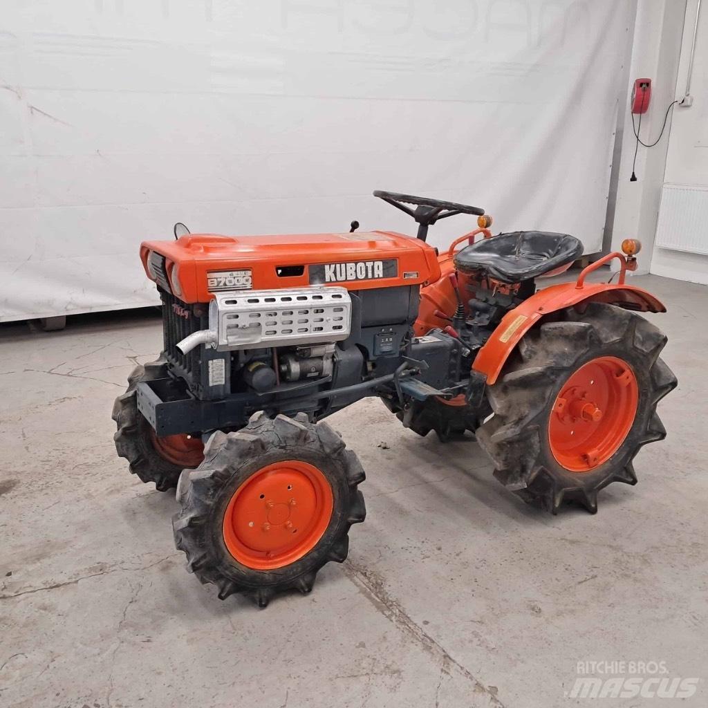 Kubota B 7000 Traktory