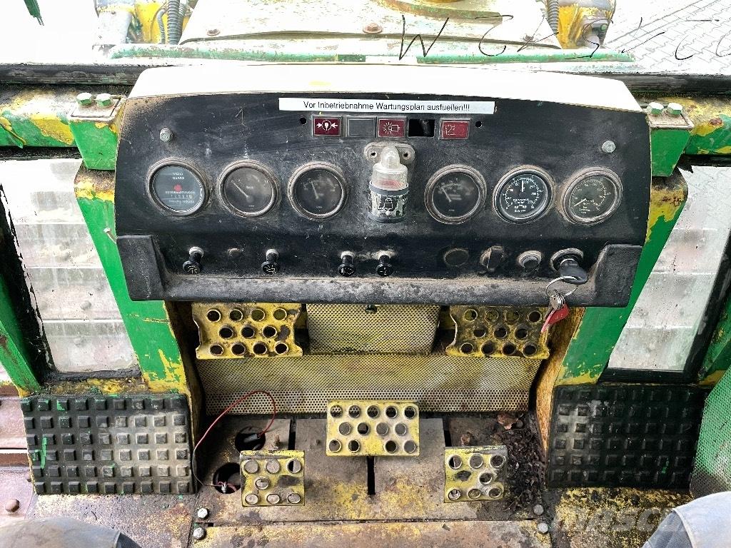 Hanomag D 600 D Pásové dozery