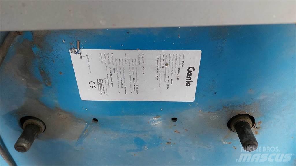 Genie GS3246 Nůžková zvedací plošina