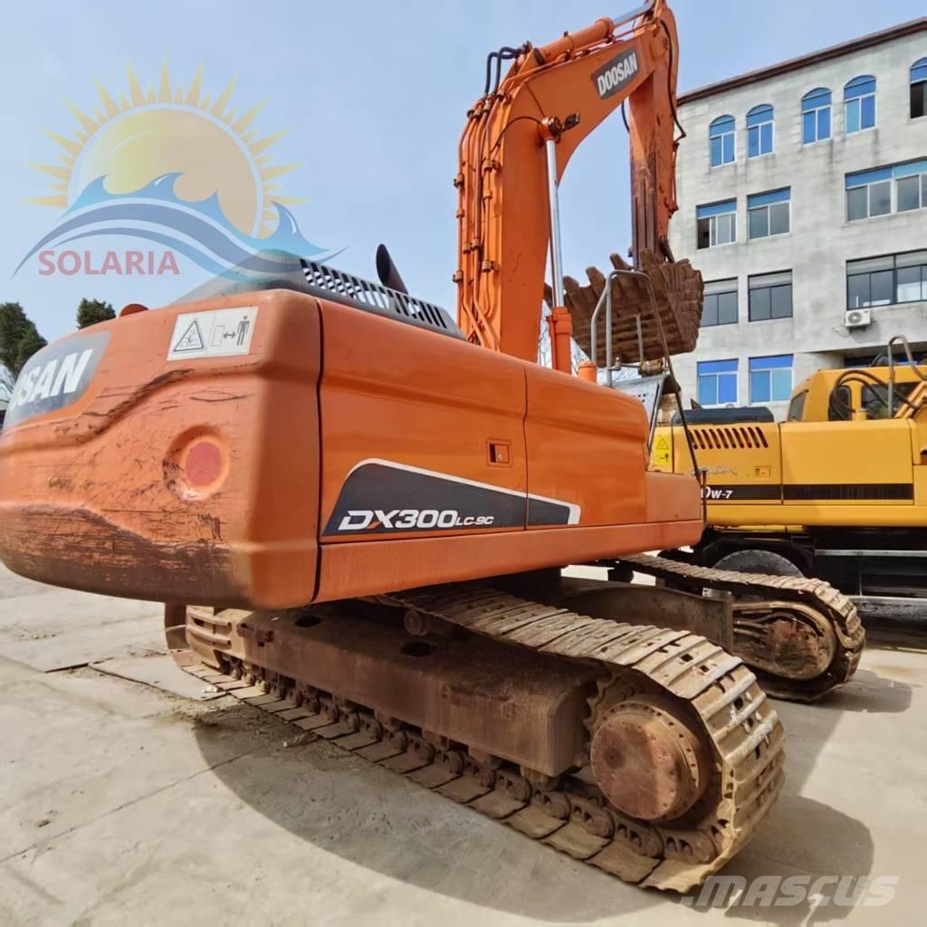 Doosan DX 300 LC Pásová rýpadla