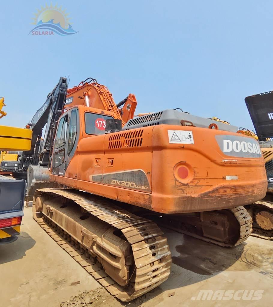 Doosan DX 300 LC Pásová rýpadla