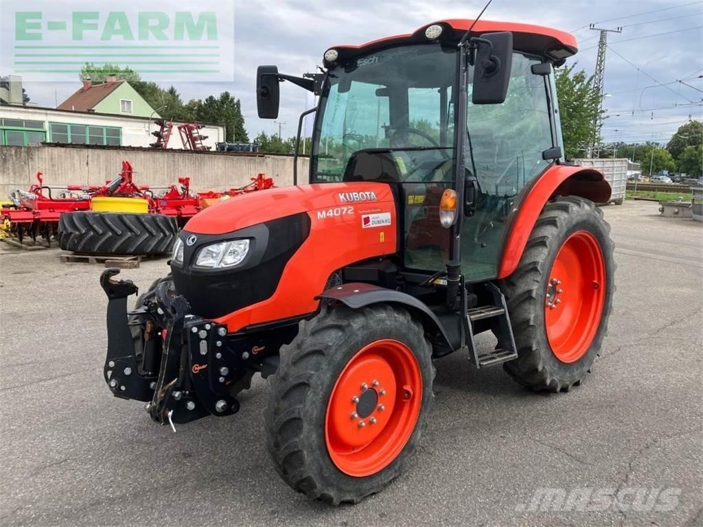 Kubota M4072 Traktory