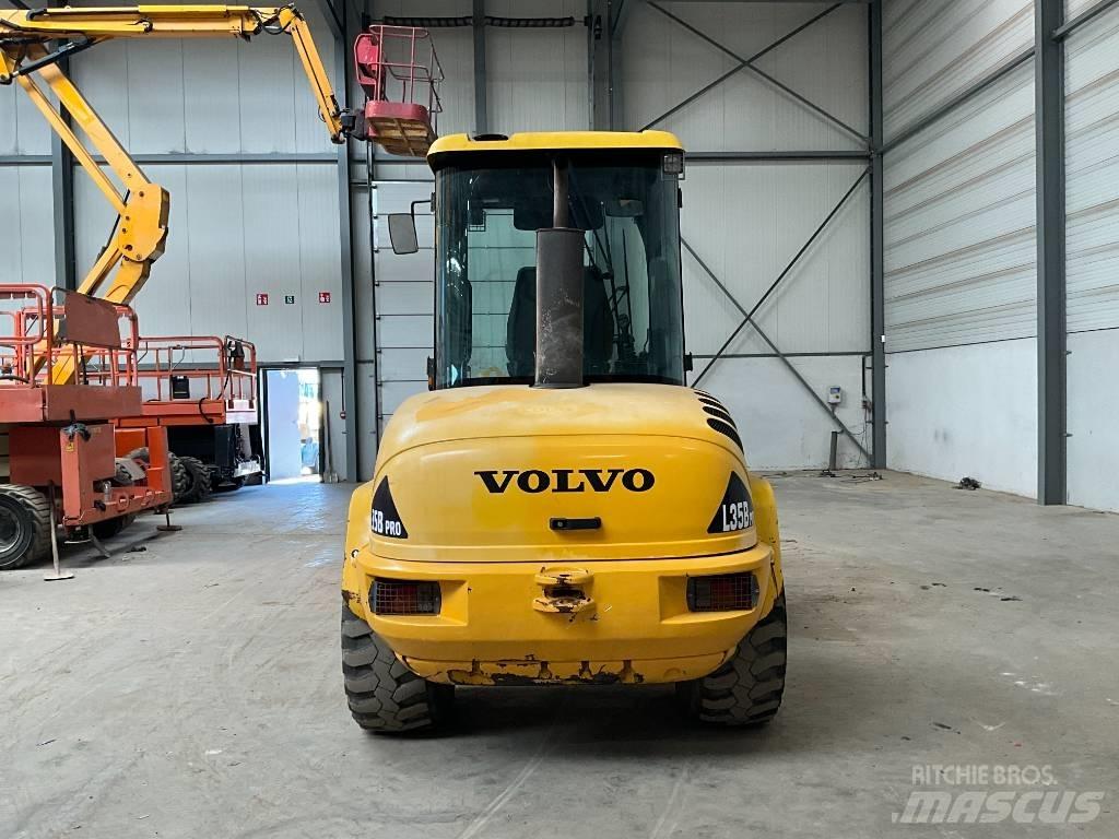 Volvo L 35 B-Z Kolové nakladače