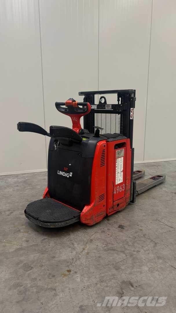 Linde D12AP Samohybné vozíky