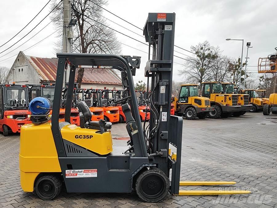 Doosan GC35P-3 Další