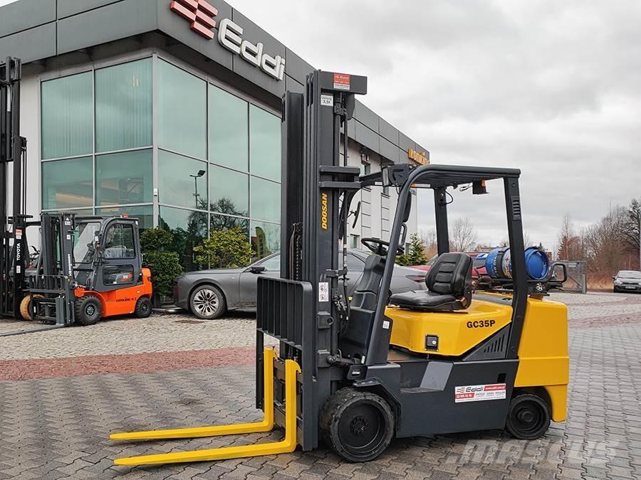 Doosan GC35P-3 Další