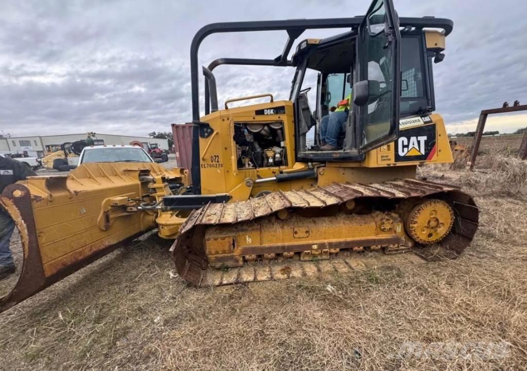 CAT D 6 M Pásové dozery