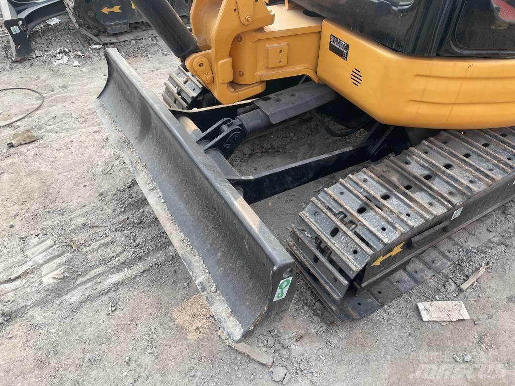 CAT 303.5ECR Mini rýpadla < 7t