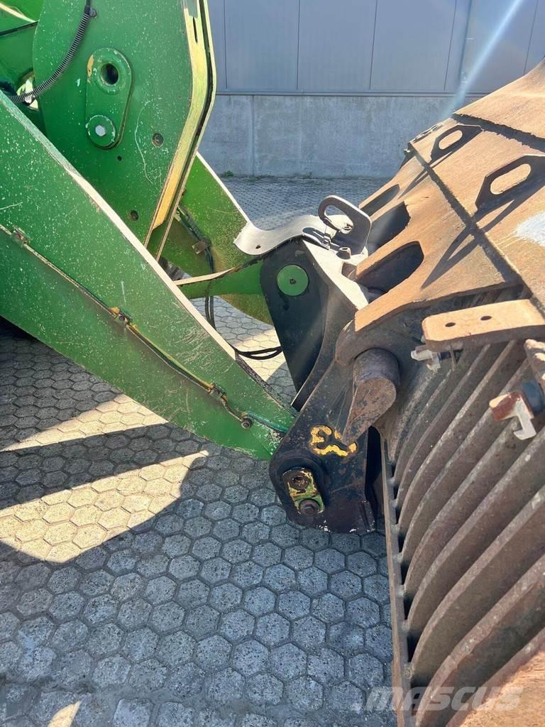 CAT 950M Kolové nakladače