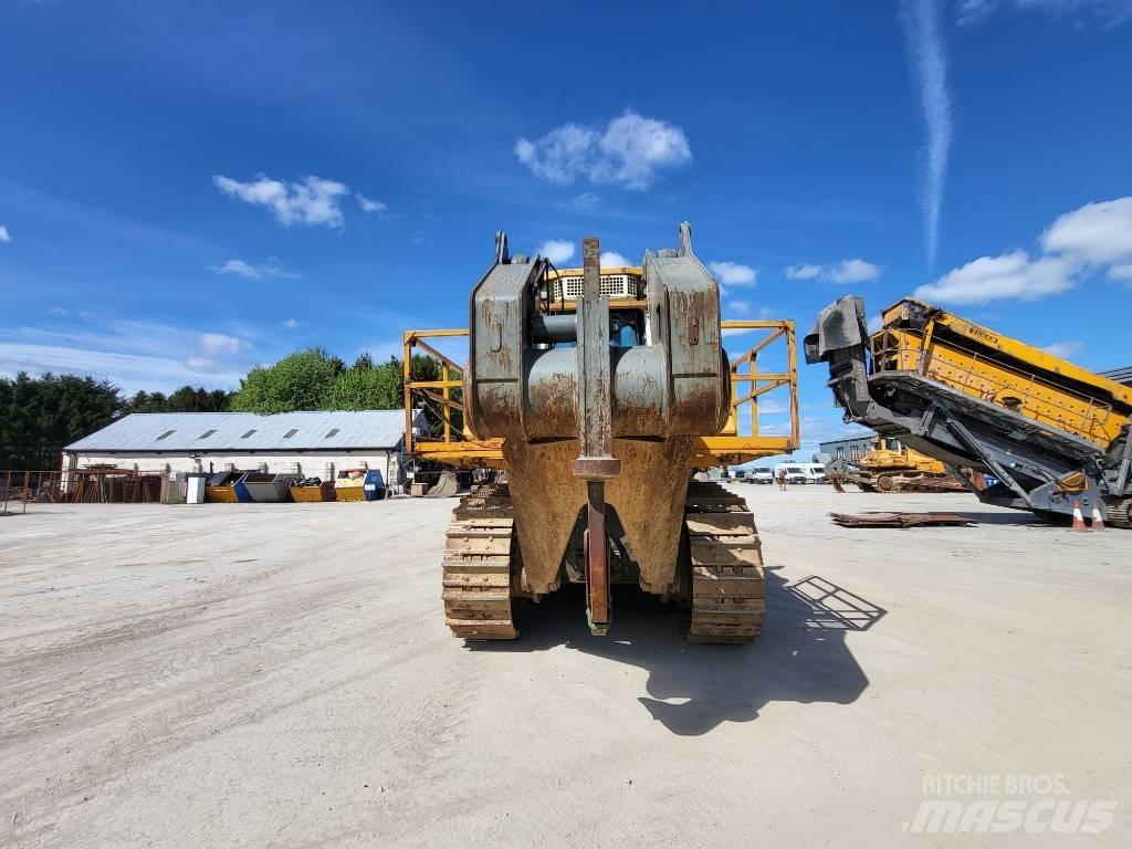 Liebherr 764 Pásové dozery
